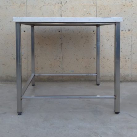 Mesa inox y silestone 100x93x90cm de ocasión en cabauoportunitats.com
