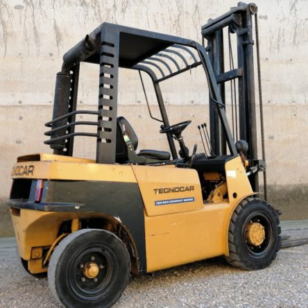 Carretilla elevadora TECNOCAR 2500kg de segunda mano en cabauoportunitats.com