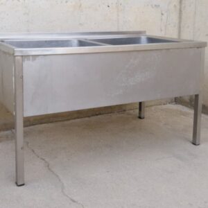 Aigüera d'acer inoxidable amb piques de gran profunditat a cabauoportunitats.com Balaguer - Lleida - Catalunya