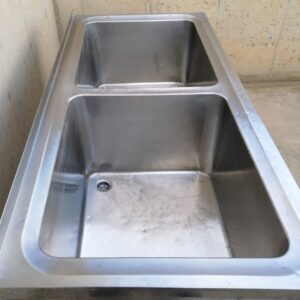 Aigüera d'acer inoxidable amb piques de gran profunditat a cabauoportunitats.com Balaguer - Lleida - Catalunya