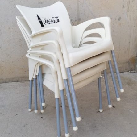 Silla terraza apilable de segunda mano en cabauoportunitats.com