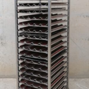 Carro pastisseria amb safates de 60x40cm de segona mà a cabauoportunitats.com Balaguer - Lleida - Catalunya