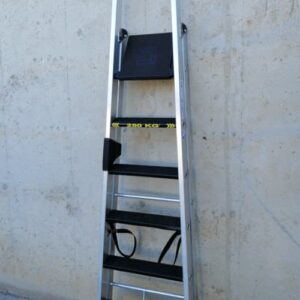 Escala d'alumini nova de 250kg de capacitat de càrrega a cabauoportunitats.com Balaguer - Lleida - Catalunya
