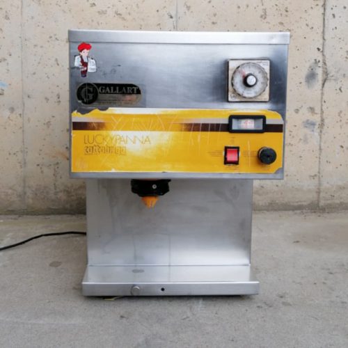 Montadora de nata CATTABRIGA LUCKIPANA de segunda mano en cabauoportunitats.com