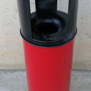 Papelera nueva con sistema de extinción de llamas en cabauoportunitats.com