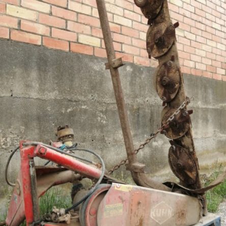 Segadora agrícola KUHN 4 discos de segona mà a cabauoportunitats.com Balaguer - Lleida - Catalunya