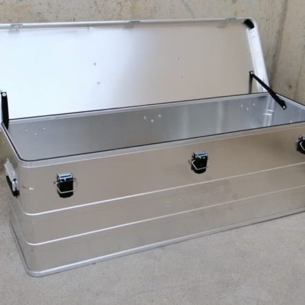 Caja de aluminio 117x40x40cm nueva en cabauoportunitats.com