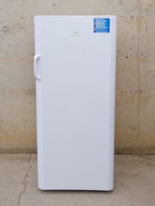 Congelador vertical INDESIT de segunda mano en cabauoportunitats.com