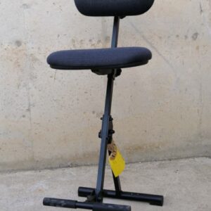Taburete regulable nuevo en cabauoportunitats.com