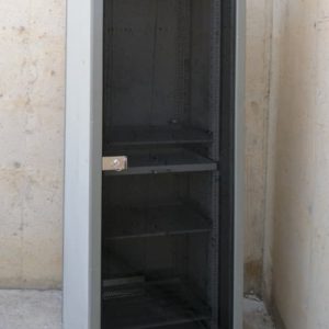 Armario rack 198cm de segunda mano en cabauoportunitats.com