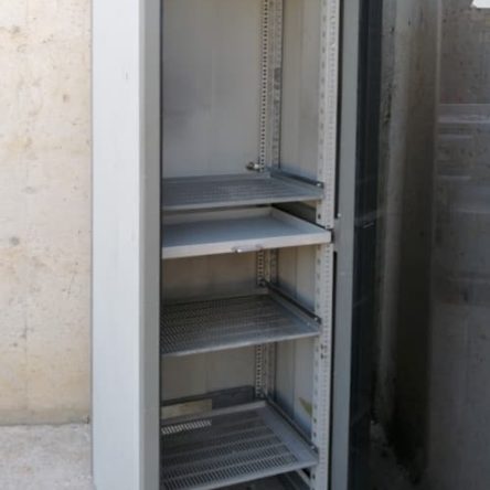 Armario rack 198cm de segunda mano en cabauoportunitats.com