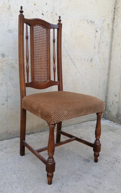 Silla comedor con rejilla de segunda mano en cabauoportunitats.com
