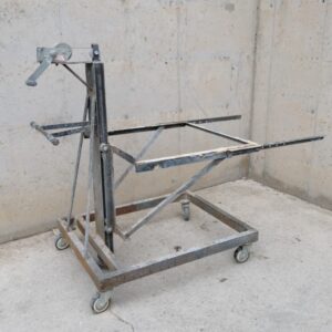 Carro de pintura de segona mà amb elevador a cabauoportunitats.com Balaguer - Lleida - Catalunya