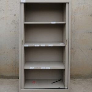 Armari metàl·lic de segona mà amb persiana a cabauoportunitats.com Balaguer - Lleida - Catalunya