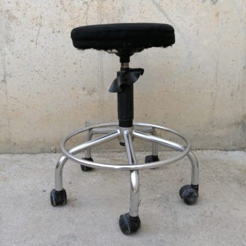 Taburete taller de segunda mano en cabauoportunitats.com