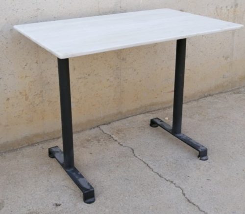 Taula de marbre i ferro de 90x53cm de segona mà a cabauoportunitats.com Balaguer - Lleida - Catalunya