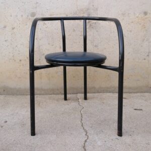 Silla de tubo negro de segunda mano en cabauoportunitats.com Balaguer - Lleida - Catalunya