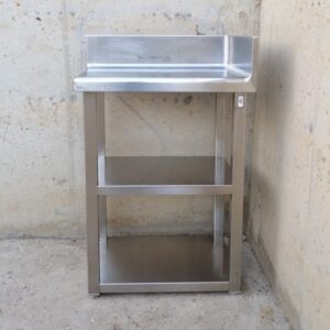 Estantería rinconera de inox de segunda mano en cabauoportunitats.com