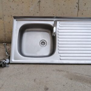 Pica d'acer inoxidable amb pedal de segona mà a cabauportunitats.com Balaguer - Lleida - Catalunya