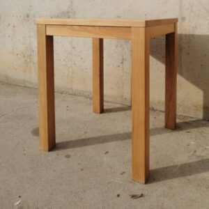 Mesa de madera 59x59cm de segunda mano en cabauoportunitats.com Balaguer - Lleida - Catalunya