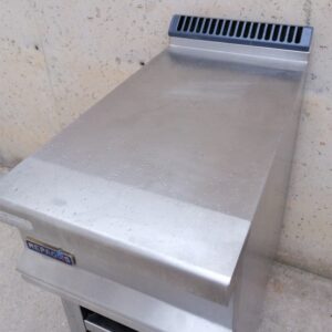 Taula neutra d'acer inoxidable a cabauoportunitats.com Balaguer - Lleida - Catalunya