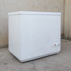 Congelador arcón  236 litros de segunda mano en cabauoportunitats.com