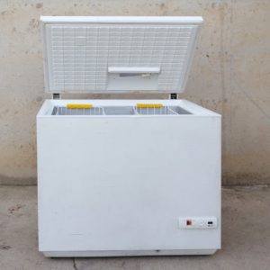 Congelador arcón  236 litros de segunda mano en cabauoportunitats.com