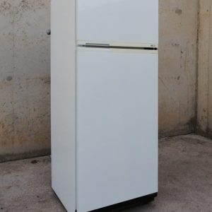 Frigorífico con congelador IGNIS de segunda mano en cabauoportunitats.com