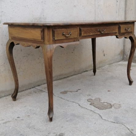 Escritorio vintage 128x70cm de segunda mano en cabauoportunitats.com