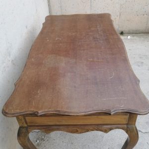 Escritorio vintage 128x70cm de segunda mano en cabauoportunitats.com