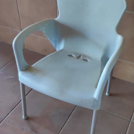 Cadira de terrassa de segona mà a cabauoportunitats.com Balaguer - Lleida - Catalunya