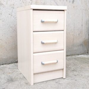 Calaixera de 3 calaixos de segona mà a cabauoportunitats.com Balaguer - Lleida - Catalunya