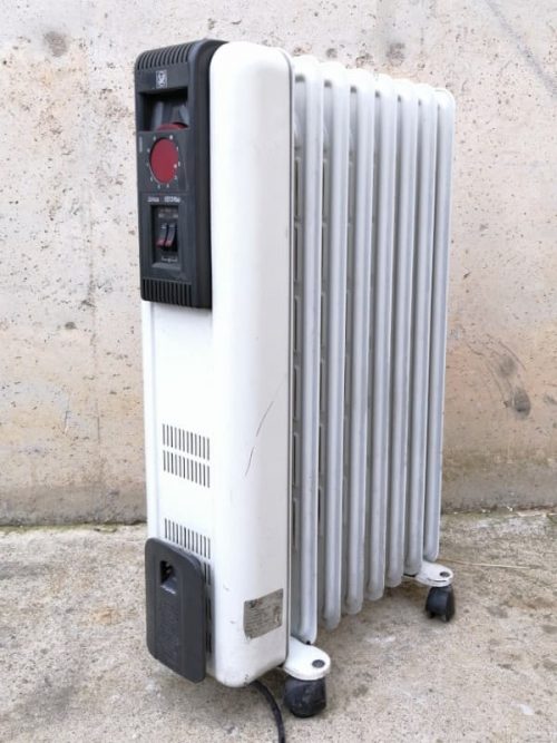 Radiador eléctrico de segunda mano en cabauoportunitats.com Balaguer - Lleida - Catalunya