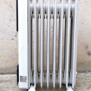 Radiador eléctrico de segunda mano en cabauoportunitats.com Balaguer - Lleida - Catalunya