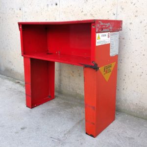 Mesa auxiliar para taller de segunda mano en cabauoportunitats.com Balaguer - Lleida - Catalunya