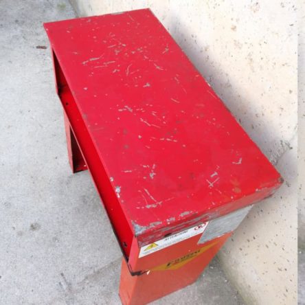 Mesa auxiliar para taller de segunda mano en cabauoportunitats.com Balaguer - Lleida - Catalunya