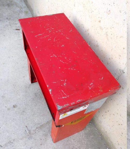 Mesa auxiliar para taller de segunda mano en cabauoportunitats.com Balaguer - Lleida - Catalunya