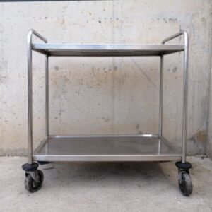 Venda d'un carro d'acer inoxidable de segona mà en bon estat per a ús domèstic com professional a cabauoportunitats.com Balaguer - Lleida - Catalunya