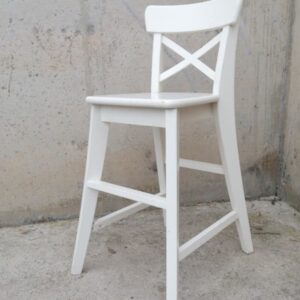 Es ven trona de color blanc de gran resistència i comoditat de segona mà a cabauoportunitats.com Balaguer - Lleida - Catalunya
