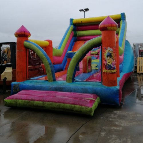 Castillo inflable de 600x900cm de segunda mano en cabauoportunitats.com Balaguer - Lleida - Catalunya