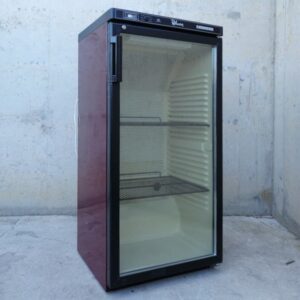 Cava de vins LIEBHERR per a hostaleria de 232 litres de segona mà en venda a cabauoportunitats.com Balaguer - Lleida - Catalunya