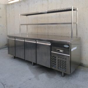 Mesa fría de segunda mano con pasaplatos para hostelería en cabauoportunitats.com Balaguer - Lleida - Catalunya