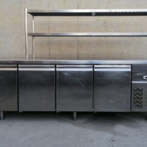 Mesa fría de segunda mano con pasaplatos para hostelería en cabauoportunitats.com Balaguer - Lleida - Catalunya