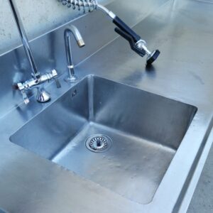 Fregadero con patas 200cm + ducha de segunda mano en cabauoportunitats.com Balaguer - Lleida - Catalunya