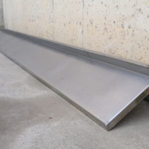 Prestatgeria de 300cm d'acer inoxidable de segona mà barata en venda a cabauoportunitats.com Balaguer - Lleida - Catalunya