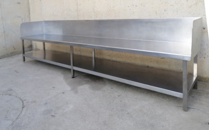 Mesa baja de acero inoxidable de segunda mano barata en venta en cabauoportunitats.com Balaguer - Lleida - Catalunya