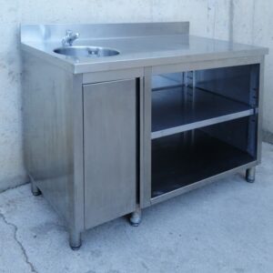 Mesa de trabajo de acero inoxidable de segunda mano con fregadera en venta en cabauoportunitats.com Balaguer - Lleida - Catalunya