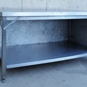 Mesa central de inox de 160x70cm de segunda mano en cabauoportunitats.com  Balaguer - Lleida - Catalunya