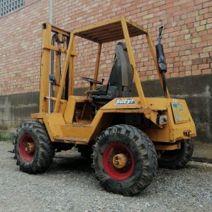 Carretilla elevadora HUMSA 2000kg 330cm de segunda mano en cabauoportunitats.com Balaguer - Lleida - Catalunya
