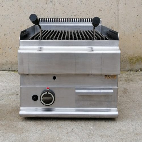 Barbacoa de piedra volcanica de segunda mano en venta en cabauoportunitats.com Balaguer - Lleida - Catalunya